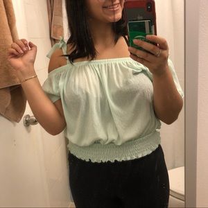 Over the should crop top